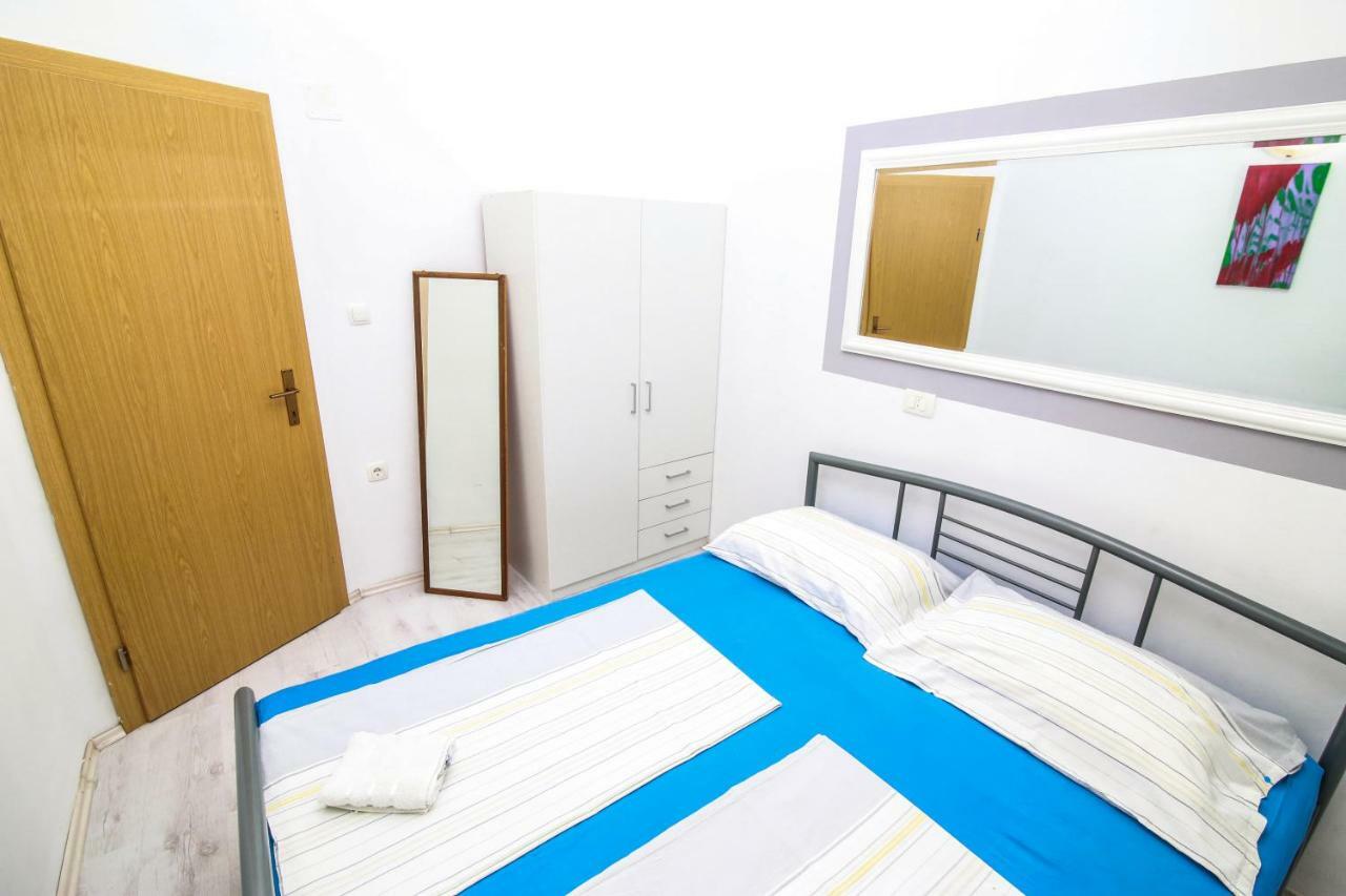 Apartments Alma Podgora Exterior photo
