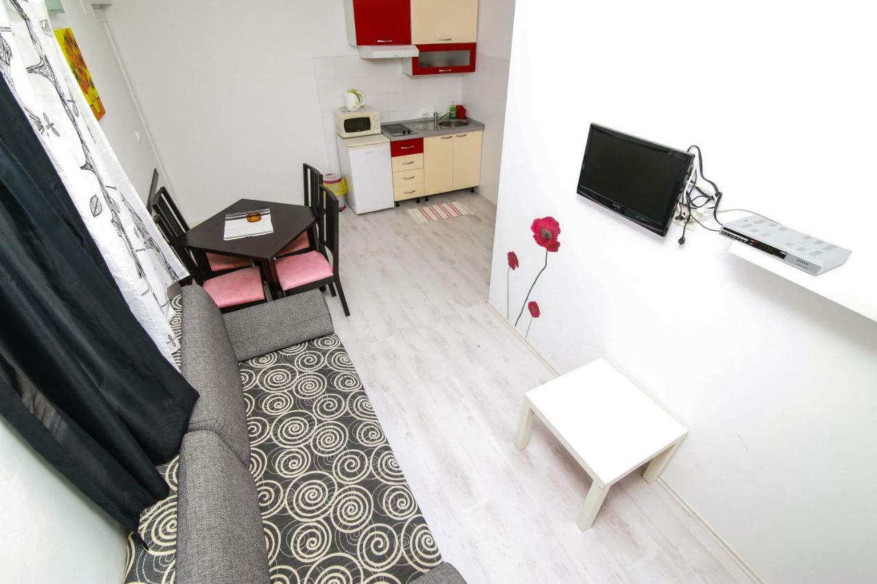 Apartments Alma Podgora Exterior photo